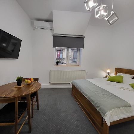 Cozy Old Town Apartments - Lipscani Bucarest Esterno foto