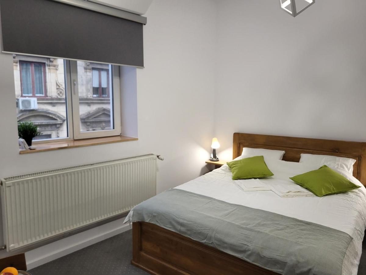Cozy Old Town Apartments - Lipscani Bucarest Esterno foto