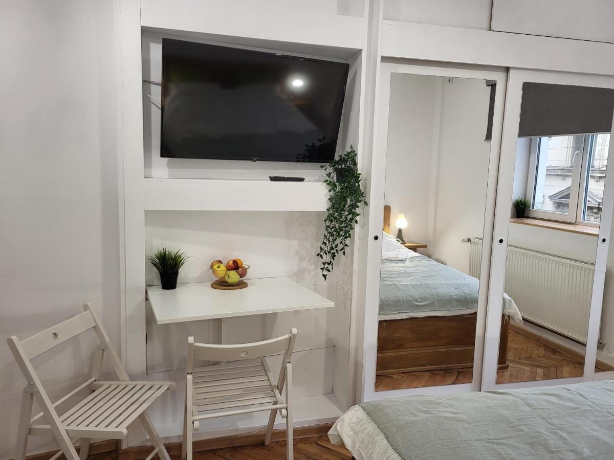 Cozy Old Town Apartments - Lipscani Bucarest Esterno foto